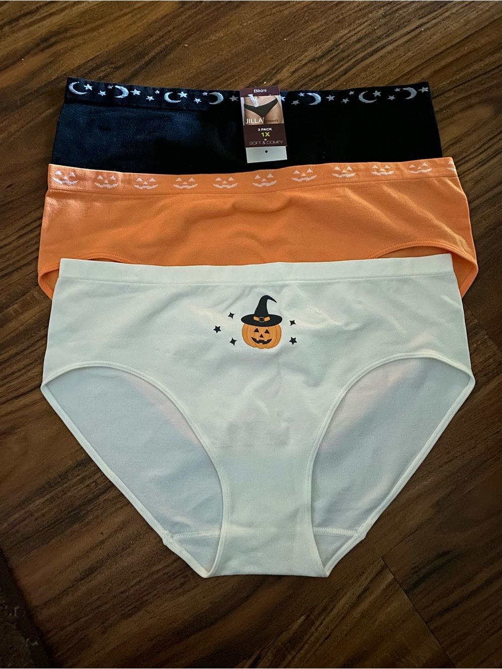 Jilla Intimates Bikini’s 3-Pack - Black, Orange, White